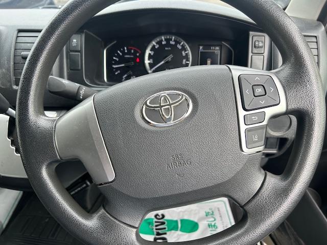ハイエースバン ＤＸ　５ドア　ディーゼルＴ　ＤＸ　４ＷＤ　標準ボディ（11枚目）