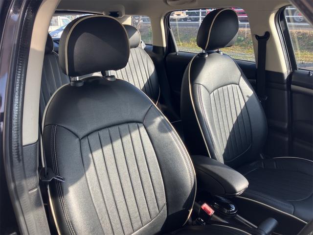 ＭＩＮＩ クーパー　クロスオーバー　社外ナビ　レザー調シートカバー　バックカメラ　盗難防止システム　キーレス　ボンネット、トランク部分のみ新品カッティングシート有り（23枚目）