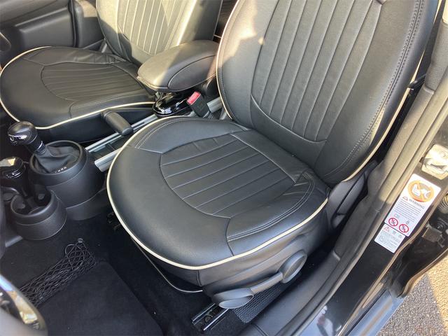 ＭＩＮＩ クーパー　クロスオーバー　社外ナビ　レザー調シートカバー　バックカメラ　盗難防止システム　キーレス　ボンネット、トランク部分のみ新品カッティングシート有り（28枚目）