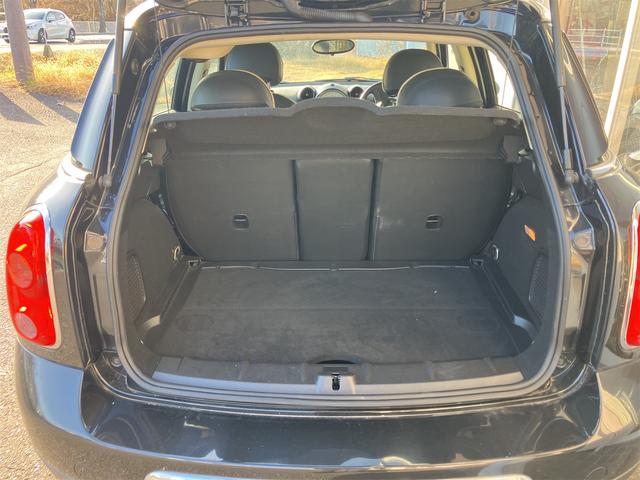 ＭＩＮＩ クーパー　クロスオーバー　社外ナビ　レザー調シートカバー　バックカメラ　盗難防止システム　キーレス　ボンネット、トランク部分のみ新品カッティングシート有り（48枚目）