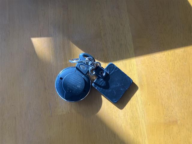 ＭＩＮＩ クーパー　クロスオーバー　社外ナビ　レザー調シートカバー　バックカメラ　盗難防止システム　キーレス　ボンネット、トランク部分のみ新品カッティングシート有り（59枚目）