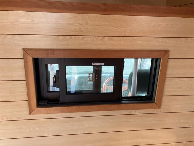 ハイゼットトラック エクストラＶＳ　軽トラ用４ナンバー　キャンピング　木目ハンドル　ＥＴＣ（17枚目）