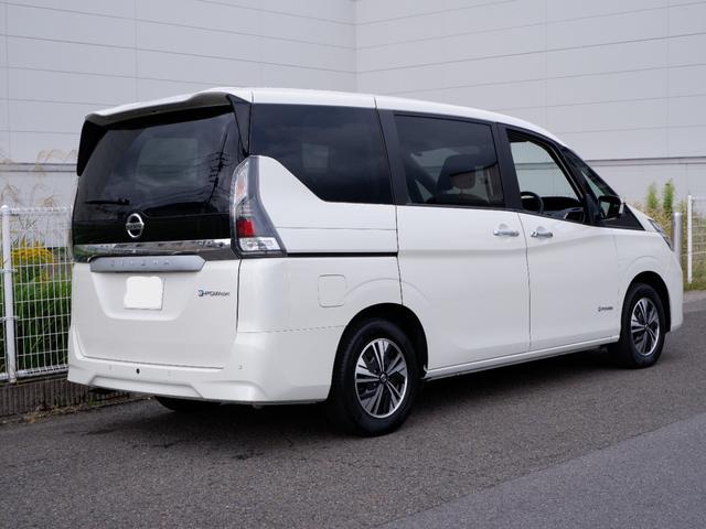 セレナ ｅ－パワー　ＸＶ　１年保証　フルセグＴＶ全方位カメラ付ナビ　Ｂｌｕｅｔｏｏｔｈ　リアモニター　ワンオーナー禁煙車　両側電動ドア　衝突軽減＆踏み間違い防止　前後ドラレコ＆ＥＴＣ２．０　新品補機バッテリー　シートヒーター（8枚目）