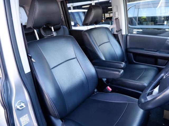 ステップワゴンスパーダ パワーエディション　後期型　９型フルセグＴＶバックカメラ付ナビ　禁煙車　両側電動ドア　ドラレコ＆ＥＴＣ　新品バッテリー交換（19枚目）