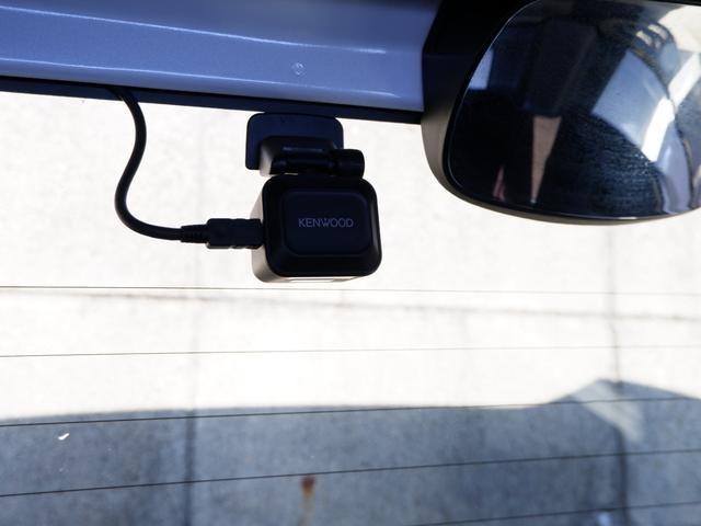 N-BOXカスタム G・EXターボホンダセンシング 1年保証 フルセグTVバックカメラ付ナビ Bluetoothオーディオ対応 禁煙車 両側電動 前後ドラレコ&ETC 衝突軽減ブレーキ&踏み間違い防止 新品バッテリー交換 左右シートヒーター装備(12枚目)