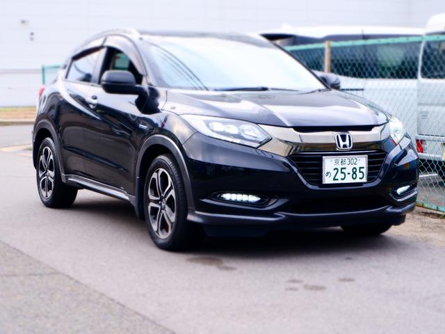 ヴェゼル ＨＶ　Ｘ・ホンダセンシングブリリアントスタイルＥＤ　１年保証　フルセグＴＶバックカメラ付ナビ　Ｂｌｕｅｔｏｏｔｈオーディオ対応　ワンオーナー禁煙車　衝突軽減＆誤発進抑制　ＥＴＣ付　新品補機バッテリー交換（5枚目）