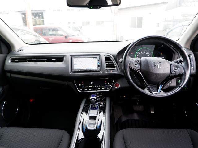 ヴェゼル ＨＶ　Ｘ・ホンダセンシングブリリアントスタイルＥＤ　１年保証　フルセグＴＶバックカメラ付ナビ　Ｂｌｕｅｔｏｏｔｈオーディオ対応　ワンオーナー禁煙車　衝突軽減＆誤発進抑制　ＥＴＣ付　新品補機バッテリー交換（11枚目）