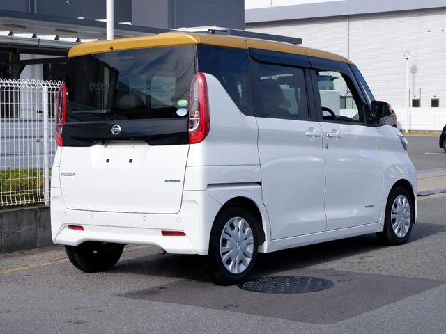 ルークス Ｘ　１年保証　ツートンカラー　フルセグＴＶ全方位カメラ付ナビ　Ｂｌｕｅｔｏｏｔｈオーディオ対応　ワンオーナー禁煙車　前後ドラレコ＆ＥＴＣ　電動スライドドア　ハンズフリードア（11枚目）