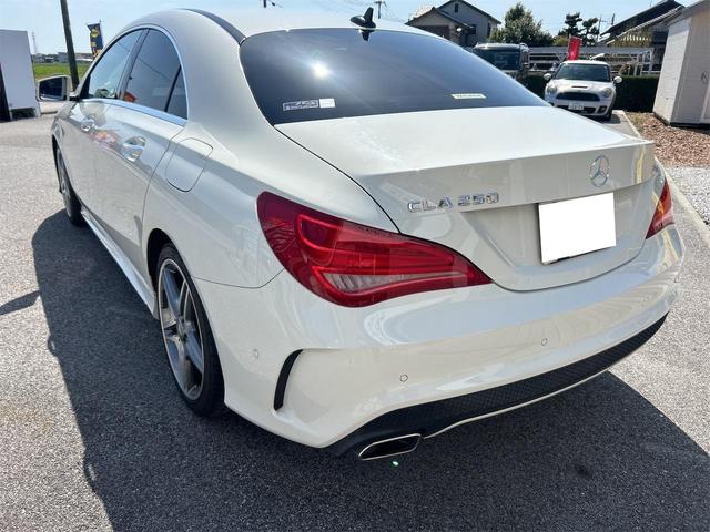 ＣＬＡクラス ＣＬＡ１８０　ＡＭＧライン　ブラインドスポットアシスト　レーンキープ　ハーフレザーシート　メモリ付Ｐシート　シートヒーター　純正ナビ　フルセグ（走行視聴可）　ＥＴＣ　パドルシフト（9枚目）