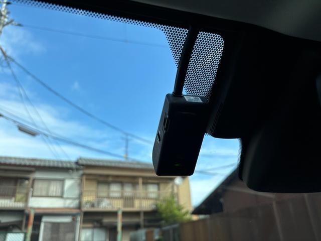 ＵＸ ＵＸ２５０ｈ　バージョンＬ　１オーナー　ユーザー買取車両　１年保証　フルセグＴＶ　全方位モニター　Ｂｌｕｅｔｏｏｔｈ　ＥＴＣ　法定整備付き　本革シート　ドラレコ（16枚目）