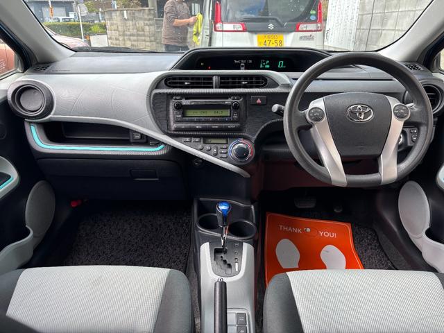 アクア S 1年保証 AUX 1オーナー リア修復 スマートキー プッシュスタート ETC 2024年製タイヤ マルチインフォメーションディスプレイ(4.2インチカラーTFT液晶)(11枚目)