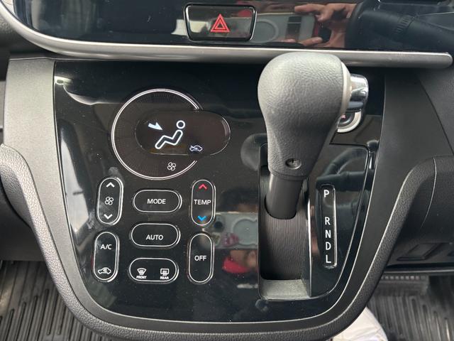 デイズルークス ハイウェイスター Xターボ 後期 1年保証 左側パワースライドドア リア送風機 法定整備付き アラウンドビューモニター Bluetooth フルセグTV ナビ ハイビームアシスト(5枚目)