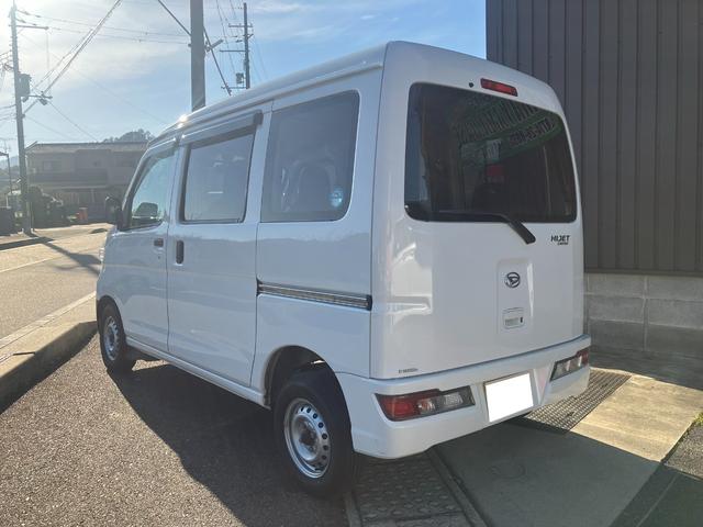 ハイゼットカーゴ スペシャル　４ＷＤ　５速マニュアル　ＥＴＣ　エアコン　パワステ（9枚目）