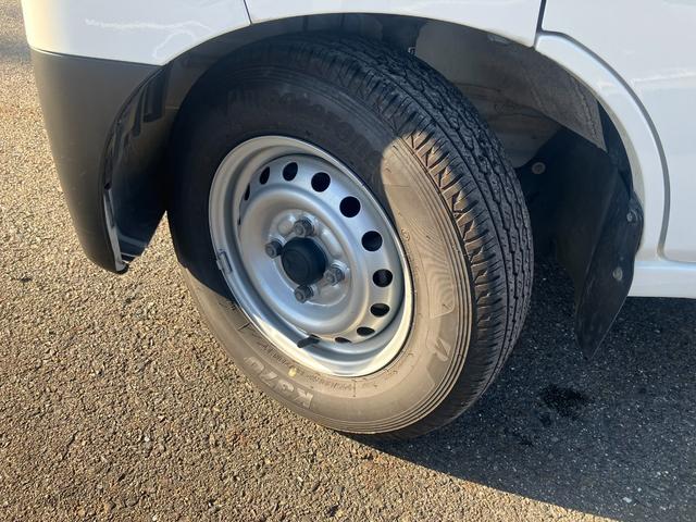 ハイゼットカーゴ スペシャル　４ＷＤ　５速マニュアル　ＥＴＣ　エアコン　パワステ（17枚目）