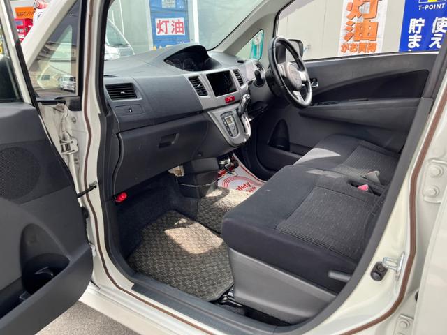 カスタム RS 車検6年3月 ターボ スマートキー プッシュスタート ETC momoハンドル AW フォグランプ 2WD CVT(45枚目)