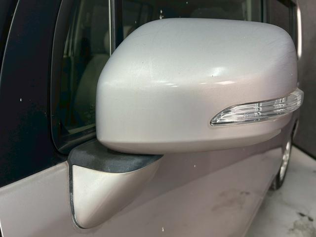 ムーヴコンテ Ｘ　車検８年１１月　スマートキー　ＣＤ　ＡＷ　２ＷＤ　ＣＶＴ（10枚目）