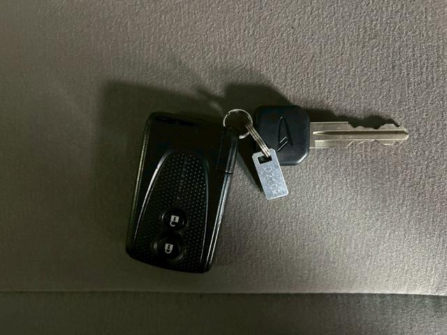 ムーヴコンテ Ｘ　車検８年１１月　スマートキー　ＣＤ　ＡＷ　２ＷＤ　ＣＶＴ（14枚目）