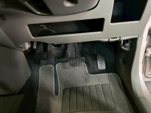 ムーヴコンテ Ｘ　車検８年１１月　スマートキー　ＣＤ　ＡＷ　２ＷＤ　ＣＶＴ（21枚目）