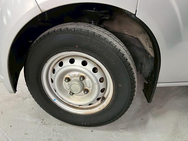エブリイ ＰＡ　車検８年３月　４ＷＤ　ＣＤ　３ＡＴ（20枚目）