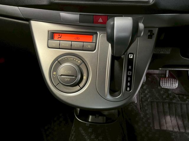 ムーヴ カスタム　Ｘ　車検８年１１月　スマートキー　ＣＤ　ＡＷ　フォグランプ　２ＷＤ　ＣＶＴ（18枚目）