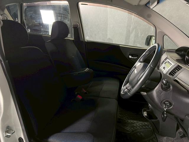 ムーヴ カスタム　Ｘ　車検８年１１月　スマートキー　ＣＤ　ＡＷ　フォグランプ　２ＷＤ　ＣＶＴ（24枚目）