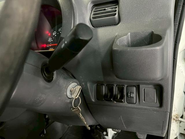 ハイゼットトラック エアコン・パワステ　スペシャル　車検９年１０月　４ＷＤ　５ＭＴ　エアコン　カセット（17枚目）