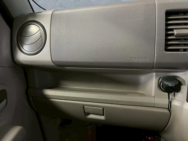 エブリイ ＰＣ　車検９年６月　４ＷＤ　キーレス　ＣＤ　ＡＷ　３ＡＴ（8枚目）