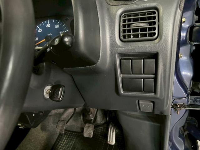 スクラム ＰＡ　車検９年１０月　４ＷＤ　５ＭＴ　キーレス　ＣＤ　前席パワーウィンドウ（23枚目）