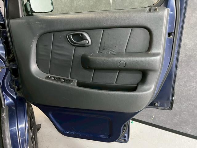 スクラム ＰＡ　車検９年１０月　４ＷＤ　５ＭＴ　キーレス　ＣＤ　前席パワーウィンドウ（25枚目）