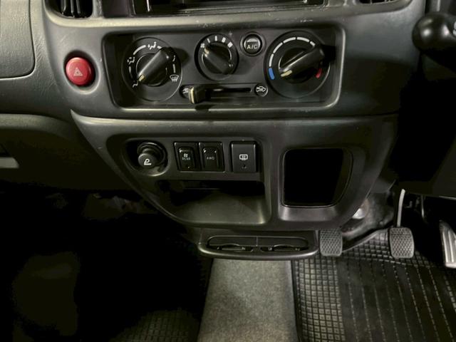 スクラム ＰＡ　車検９年１０月　４ＷＤ　５ＭＴ　キーレス　ＣＤ　前席パワーウィンドウ（33枚目）