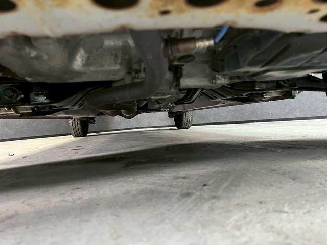 ステラ L 車検9年10月 4WD オートギヤシフト 禁煙 キーレス CD ABS SRSエアバッグ ヘッドライトレベライザー パワステ パワーウィンドウ ecoMODE ecoIDLE  CVT(17枚目)