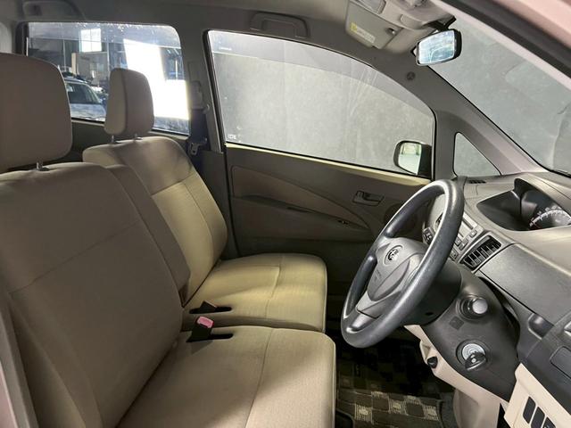 ステラ L 車検9年10月 4WD オートギヤシフト 禁煙 キーレス CD ABS SRSエアバッグ ヘッドライトレベライザー パワステ パワーウィンドウ ecoMODE ecoIDLE  CVT(18枚目)