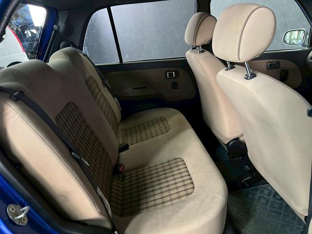 ミラジーノ ジーノリミテッド 車検9年6月 オートギヤシフト 禁煙 CD ABS SRSエアバッグ パワステ パワーウィンドウ 2WD 4AT(9枚目)