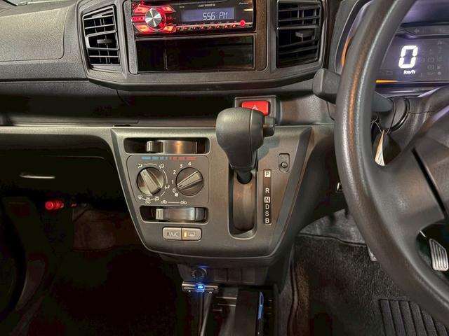 ミライース L SAIII 車検9年3月 オートギヤシフト キーレス CD ETC ABS SRSエアバッグ 横滑り防止 ヘッドライトレベライザー パワステ パワーウィンドウ ドライブレコーダー パーキングセンサー 2WD(8枚目)