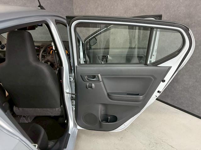 ミライース L SAIII 車検9年3月 オートギヤシフト キーレス CD ETC ABS SRSエアバッグ 横滑り防止 ヘッドライトレベライザー パワステ パワーウィンドウ ドライブレコーダー パーキングセンサー 2WD(15枚目)