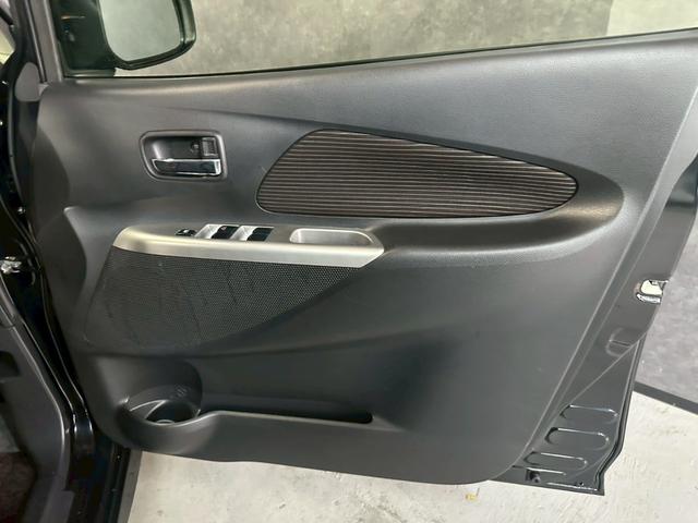 デイズ ハイウェイスターX Vセレクション+セーフティII 車検8年4月 4WD オートギヤシフト スマートキー ナビ ETC ABS SRSエアバッグ 横滑り防止 シートヒーター パワステ パワーウィンドウ アルミホイール フォグランプ アイドリングストップ(8枚目)