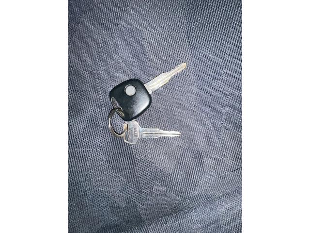 Ｋｅｉワークス ベースグレード　車検９年１０月　ターボ　４ＷＤ　５ＭＴ　マニュアルギヤシフト　キーレス　ナビ　ＡＢＳ　ＳＲＳエアバッグ　パワステ　パワーウィンドウ　レカロシート　社外ステアリング　ローダウン　アルミホイール（16枚目）