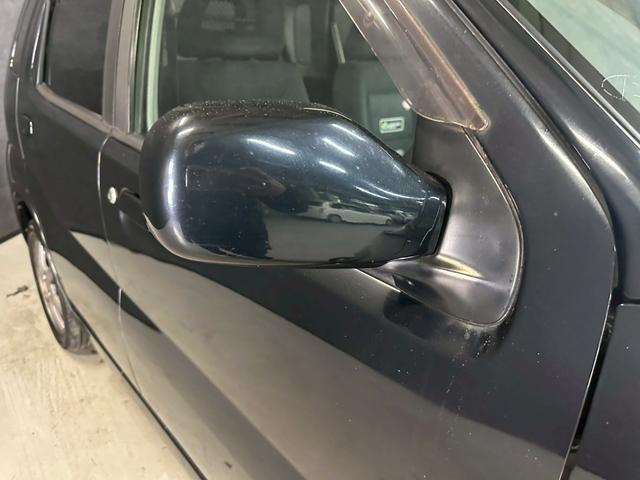 Ｋｅｉワークス ベースグレード　車検９年１０月　ターボ　４ＷＤ　５ＭＴ　マニュアルギヤシフト　キーレス　ナビ　ＡＢＳ　ＳＲＳエアバッグ　パワステ　パワーウィンドウ　レカロシート　社外ステアリング　ローダウン　アルミホイール（45枚目）