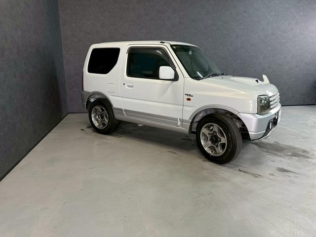 ジムニー ワイルドウインド　車検９年１０月　ターボ　４ＷＤ　５ＭＴ　マニュアルギヤシフト　ＣＤ　ＭＤ　カセット　ＡＢＳ　ＳＲＳエアバッグ　パワステ　パワーウィンドウ　シートヒーター　アルミホイール　フォグランプ（14枚目）