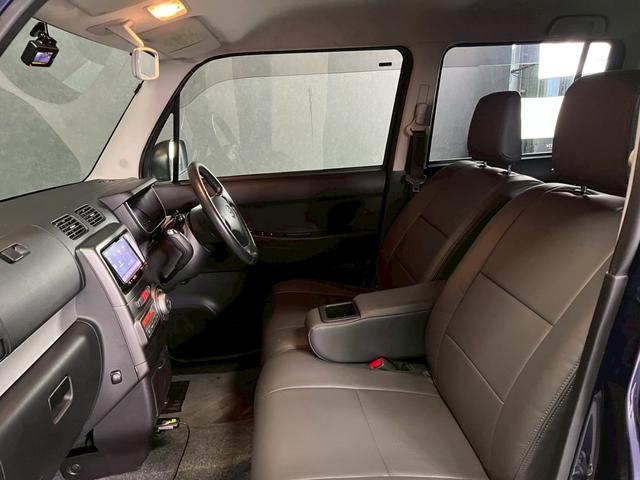 ムーヴコンテ カスタム　Ｇ　車検９年９月　オートギヤシフト　スマートキー　ナビ　ＡＢＳ　ＳＲＳエアバッグ　ｅｃｏＩＤＬＥ　パワステ　パワーウィンドウ　シートカバー　アルミホイール　フォグランプ　２ＷＤ　ＣＶＴ（41枚目）