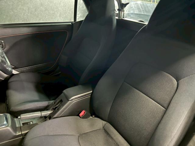 コペン アクティブトップ　車検８年２月　ターボ　オープンカー　オートギヤシフト　ＣＤ　ＡＢＳ　ＳＲＳエアバッグパワステ　パワーウィンドウ　アルミホイール　２ＷＤ　４ＡＴ（12枚目）