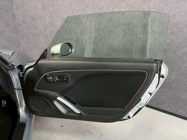 コペン アクティブトップ　車検８年２月　ターボ　オープンカー　オートギヤシフト　ＣＤ　ＡＢＳ　ＳＲＳエアバッグパワステ　パワーウィンドウ　アルミホイール　２ＷＤ　４ＡＴ（13枚目）