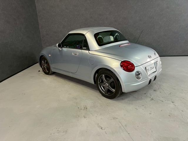 コペン アクティブトップ　車検８年２月　ターボ　オープンカー　オートギヤシフト　ＣＤ　ＡＢＳ　ＳＲＳエアバッグパワステ　パワーウィンドウ　アルミホイール　２ＷＤ　４ＡＴ（17枚目）