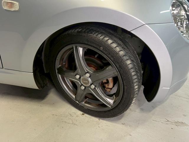 コペン アクティブトップ　車検８年２月　ターボ　オープンカー　オートギヤシフト　ＣＤ　ＡＢＳ　ＳＲＳエアバッグパワステ　パワーウィンドウ　アルミホイール　２ＷＤ　４ＡＴ（22枚目）