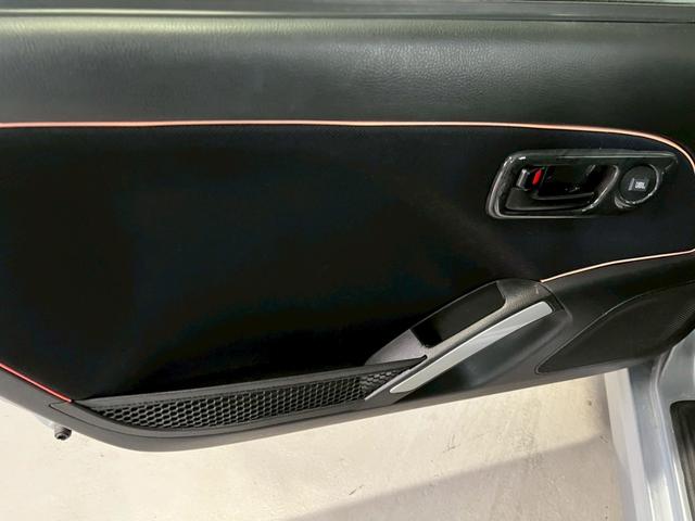 コペン アクティブトップ　車検８年２月　ターボ　オープンカー　オートギヤシフト　ＣＤ　ＡＢＳ　ＳＲＳエアバッグパワステ　パワーウィンドウ　アルミホイール　２ＷＤ　４ＡＴ（24枚目）