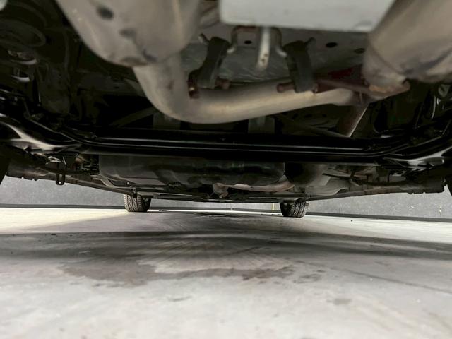 コペン アクティブトップ　車検８年２月　ターボ　オープンカー　オートギヤシフト　ＣＤ　ＡＢＳ　ＳＲＳエアバッグパワステ　パワーウィンドウ　アルミホイール　２ＷＤ　４ＡＴ（29枚目）