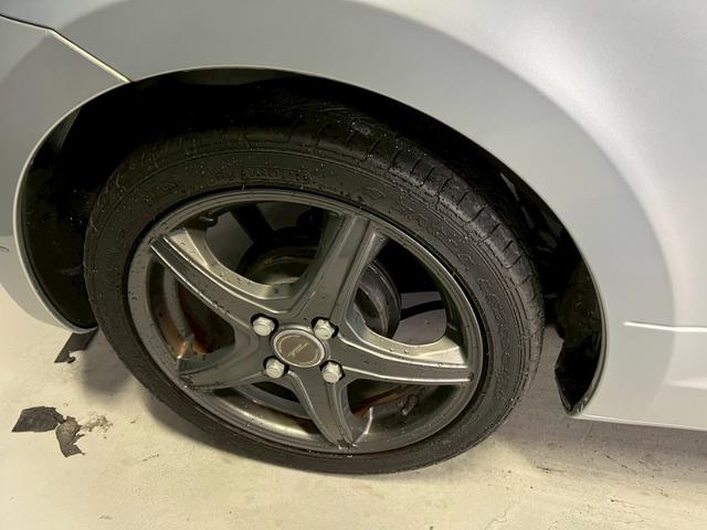 コペン アクティブトップ　車検８年２月　ターボ　オープンカー　オートギヤシフト　ＣＤ　ＡＢＳ　ＳＲＳエアバッグパワステ　パワーウィンドウ　アルミホイール　２ＷＤ　４ＡＴ（33枚目）