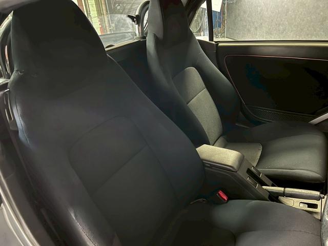 コペン アクティブトップ　車検８年２月　ターボ　オープンカー　オートギヤシフト　ＣＤ　ＡＢＳ　ＳＲＳエアバッグパワステ　パワーウィンドウ　アルミホイール　２ＷＤ　４ＡＴ（35枚目）