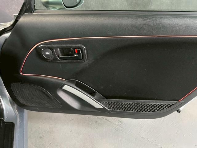 コペン アクティブトップ　車検８年２月　ターボ　オープンカー　オートギヤシフト　ＣＤ　ＡＢＳ　ＳＲＳエアバッグパワステ　パワーウィンドウ　アルミホイール　２ＷＤ　４ＡＴ（52枚目）