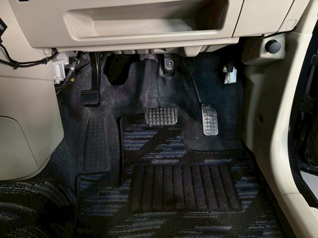 ムーヴ Xスペシャル 車検9年11月 4WD オートギヤシフト キーレス CD ETC ABS SRSエアバッグ ヘッドライトレベライザー パワステ パワーウィンドウ 2WD CVT(45枚目)